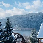 Апартаменты Duplex Dans Avec Superbe Vue Et Piscine Commune