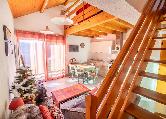 Duplex Dans Avec Superbe Vue Et Piscine Commune * Gérardmer